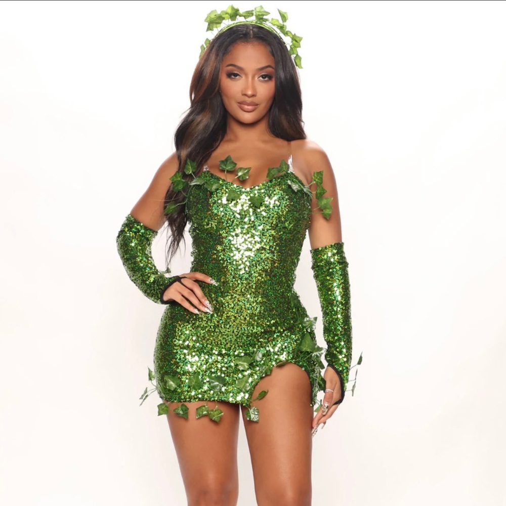 Poison ivy costume
